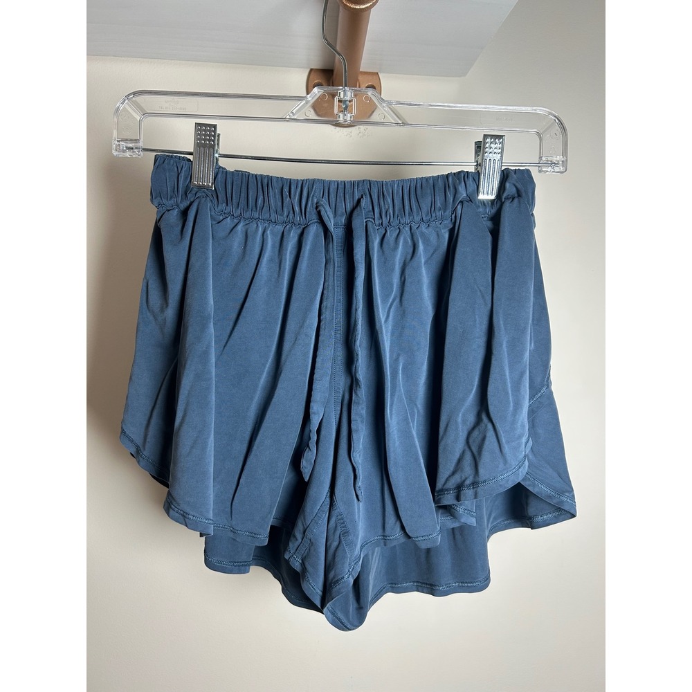 Lululemon Flow in excellence Shorts Blue Cupro Blend Double Layer Tulip Hem 2
